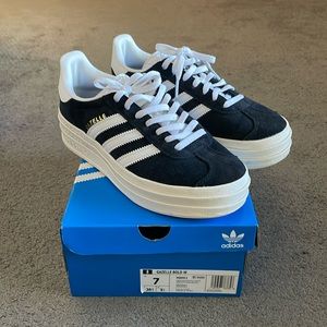 adidas Gazelle Bold platform sneaker size 7